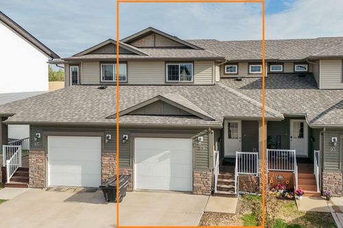 89 Metcalf Way, Lacombe, AB, T4L0J9 | Card Image