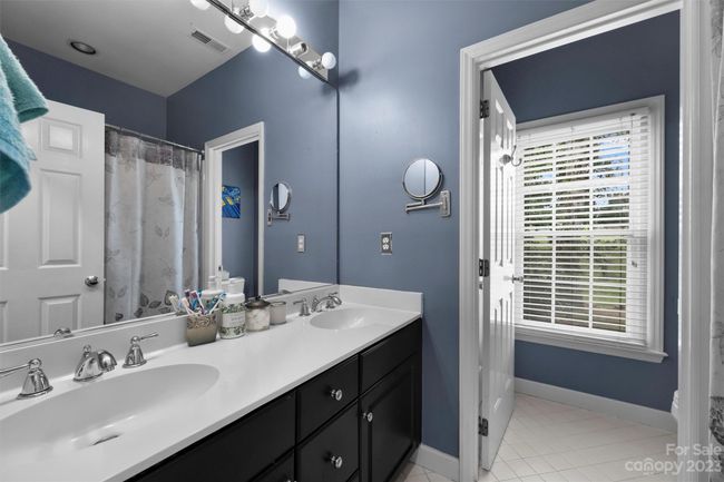 Basement full bath | Image 32
