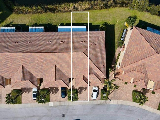 651 Sw Glen Crest Way, Condo with 3 bedrooms, 3 bathrooms and null parking in Stuart FL | Image 65