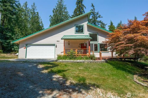 5296 Slocum Way, Freeland, WA, 98249-8728 | Card Image
