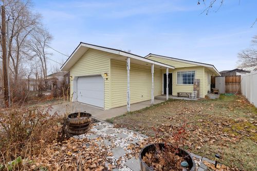 541 Sw 3rd St, Madras, OR, 97741-1246 | Card Image