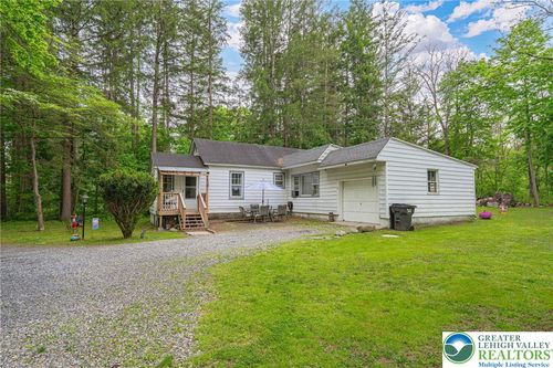 2223 Gap View Dr, East Stroudsburg, PA, 18301-7860 | Card Image