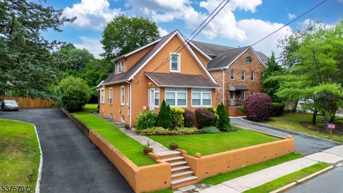 154 Roseland Ave, Caldwell, NJ, 07006-5904 | Card Image