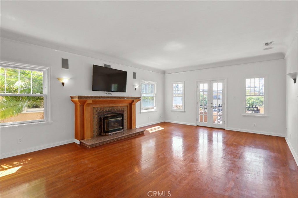 Residential in Long Beach 3