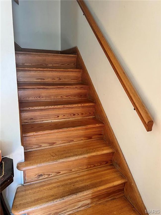 7262 Hazelcrest Dr, Townhouse with 4 bedrooms, 2 bathrooms and null parking in Hazelwood MO | Image 9