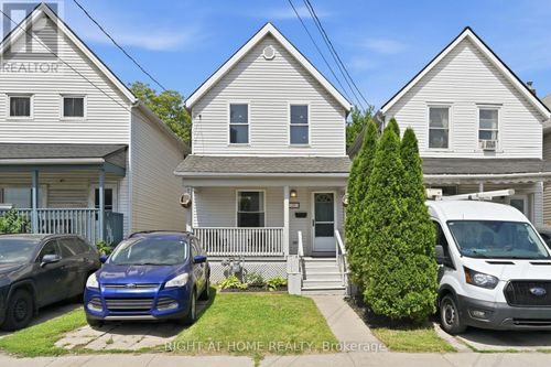 69 Hillyard St, Hamilton, ON, L8L6B3 | Card Image