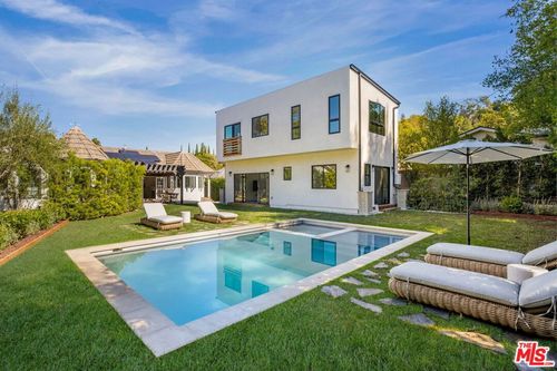 14664 Valley Vista Blvd, Sherman Oaks, CA, 91403-4112 | Card Image