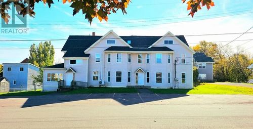 6 Pond St, Charlottetown, PE, C1A2P2 | Card Image
