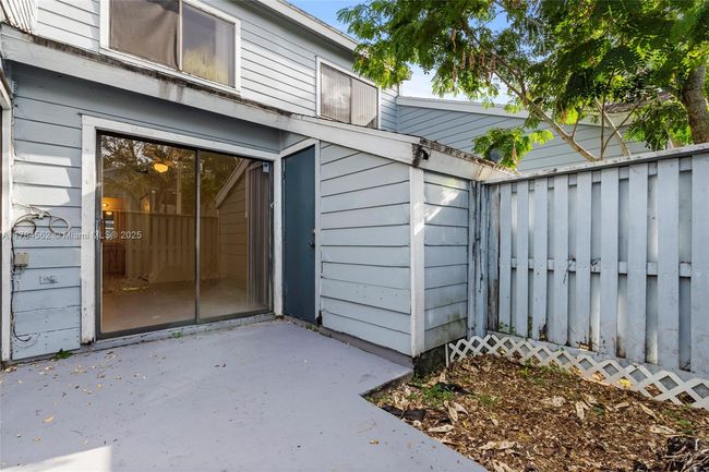 1903 Players Pl, Townhouse with 2 bedrooms, 2 bathrooms and null parking in North Lauderdale FL | Image 18