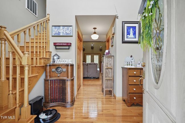 1124 Elizabethton Hwy, House other with 3 bedrooms, 3 bathrooms and null parking in Bluff City TN | Image 4