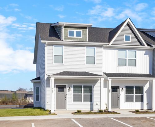 319 Front Ridge Cir, Clarksville, TN, 37040-7388 | Card Image