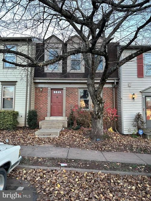 5694 Cabells Court, CENTREVILLE, VA, 20120 | Card Image