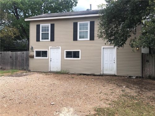 1704 Baker Ave, Bryan, TX, 77803-5800 | Card Image
