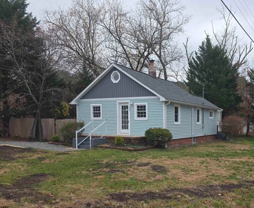 802 Hamburg Ave, Egg Harbor City, NJ, 08215-1638 | Card Image