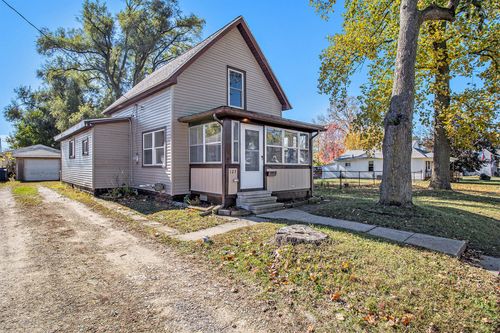 127 Argyle St, Jackson, MI, 49202-2363 | Card Image