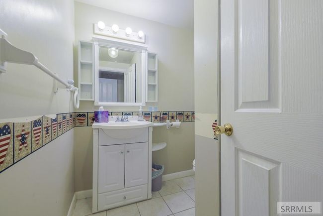 147 N 3900 E, House other with 6 bedrooms, 3 bathrooms and 2 parking in Rigby ID | Image 14