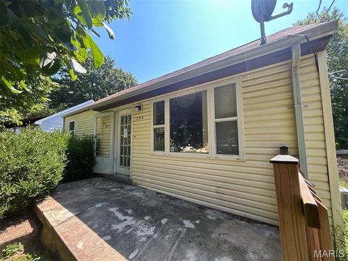 258 Williams Blvd, Ferguson, MO, 63135-1045 | Card Image
