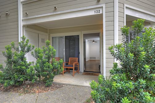 132-7638 Hollister Ave, Goleta, CA, 93117-2455 | Card Image