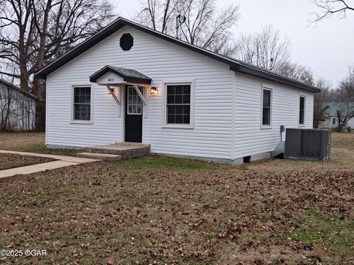 405 W 9th St, Lamar, MO, 64759-1412 | Card Image