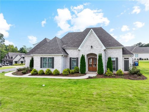 110 Newton Way, AUBURN, AL, 36830-2988 | Card Image