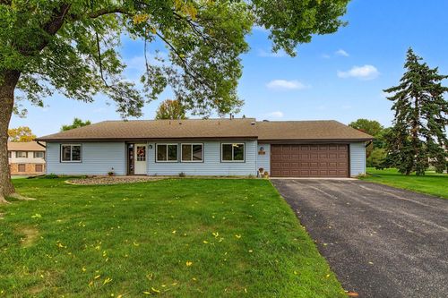 3774 Goodwin Ave N, Oakdale, MN, 55128-3017 | Card Image