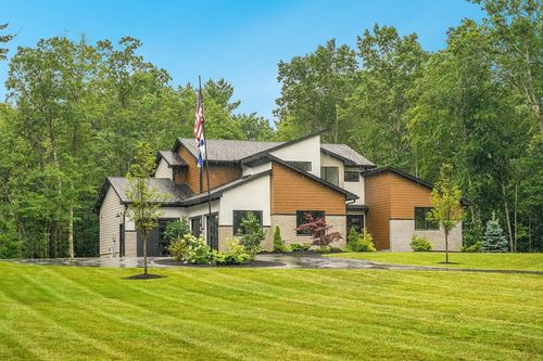 47 Old Military Rd, Rindge, NH, 03461-5458 | Card Image