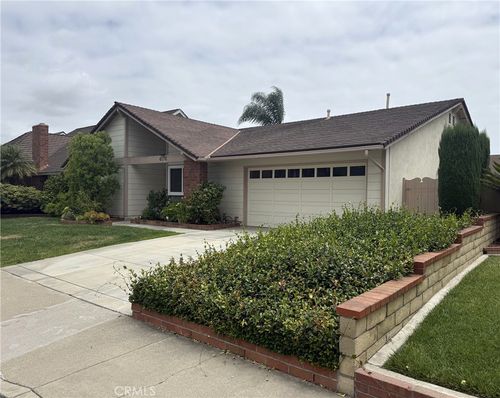 4176 Via Norte, Cypress, CA, 90630-2714 | Card Image