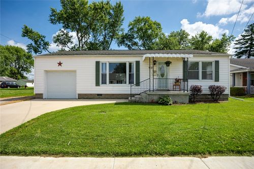 911 W Saint Anthony Ave, Effingham, IL, 62401-2054 | Card Image