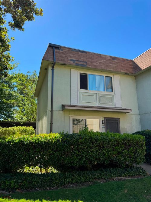 a-8741 Woodman Way, Sacramento, CA, 95826-6008 | Card Image