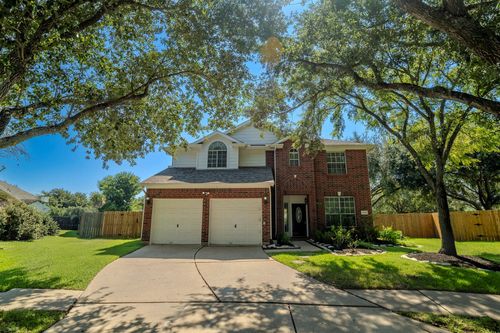 1123 Woodley Bnd, Sugar Land, TX, 77479-5343 | Card Image