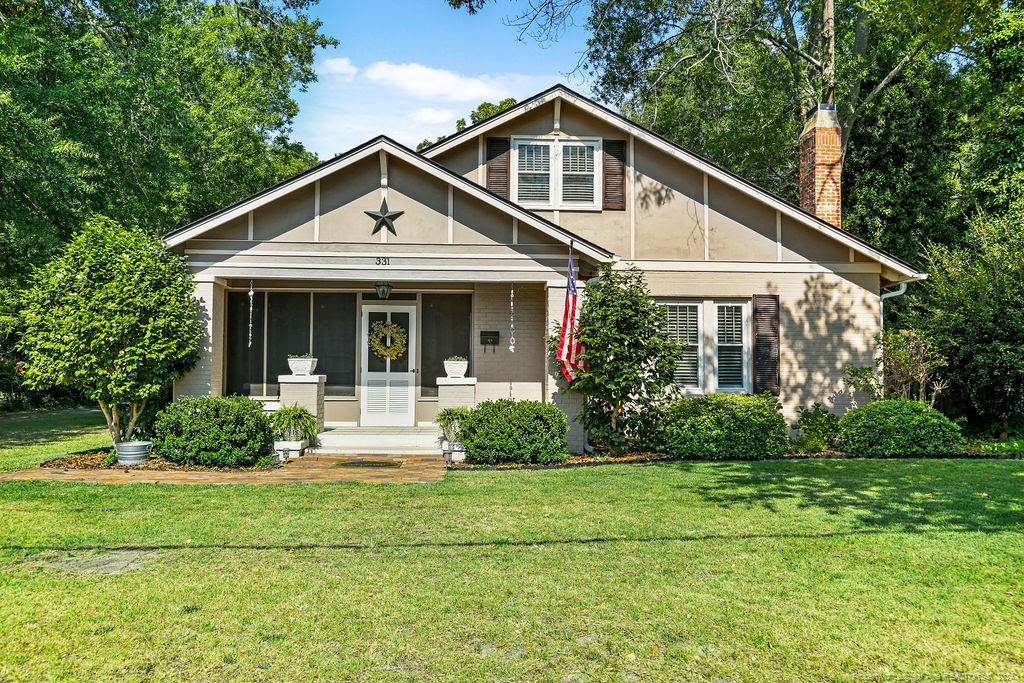 Magnolia St, Raeford, NC 28376