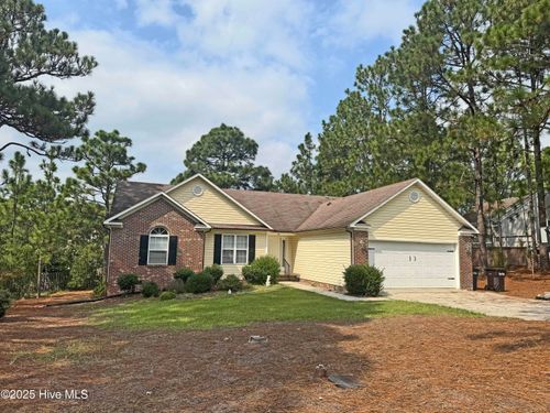 75 New Bedford Circle, Pinehurst, NC, 28374 | Card Image