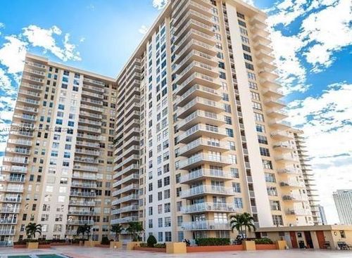 apt-m10-231 174th St, Sunny Isles Beach, FL, 33160-3301 | Card Image