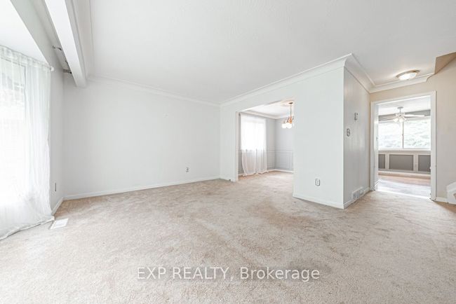 2795 Olden Ave, House other with 4 bedrooms, 3 bathrooms and 4 parking in Niagara Falls ON | Image 10