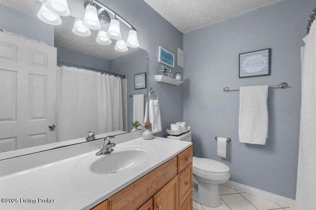 H10 - 6711 Gunston Ln, Condo with 2 bedrooms, 2 bathrooms and null parking in Prospect KY | Image 17
