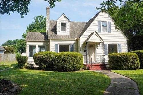 9525 Selby Pl, Norfolk, VA, 23503-2912 | Card Image