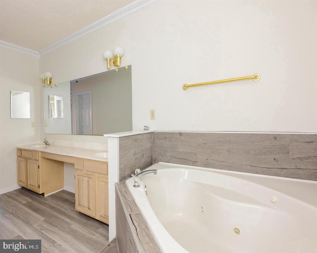 Residential Lease in VOORHEES 4