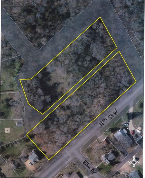 412 4th St W, Carver, MN, 55315-4529 | Card Image