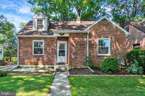 212 Lyndhurst Rd, YORK, PA, 17402-3017 | Card Image