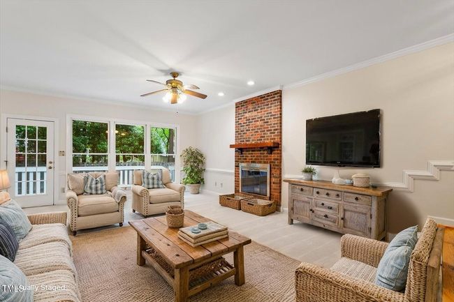 13-5-Wembley-Ct-2056570_13 - Living Room | Image 4
