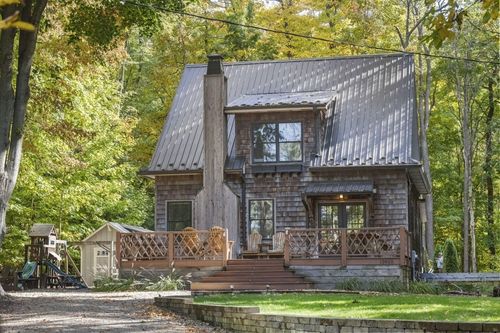 13823 Suns End Rd, Harbert, MI, 49115 | Card Image