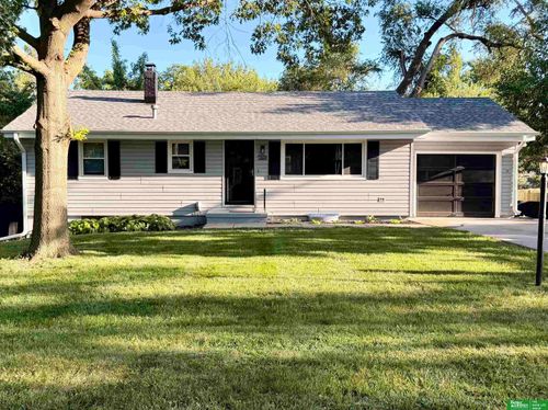 8741 Charles St, Omaha, NE, 68114-1332 | Card Image