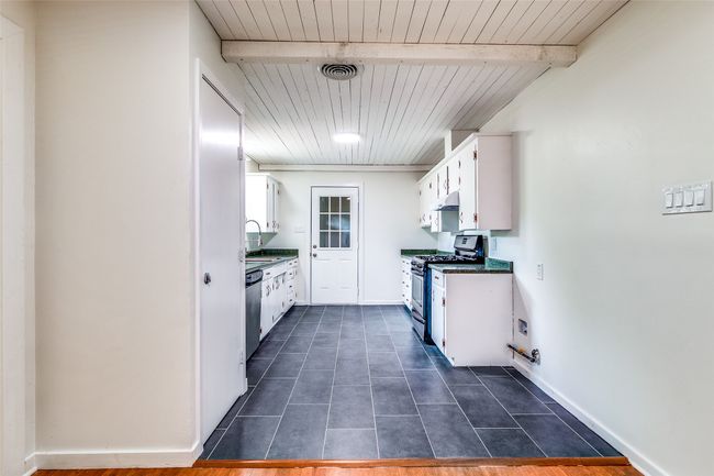 1230 Bellaire Dr, House other with 3 bedrooms, 2 bathrooms and null parking in Grapevine TX | Image 5