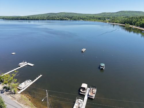 40 Ambrose Ave, East Wakefield, NH, 03830-4406 | Card Image