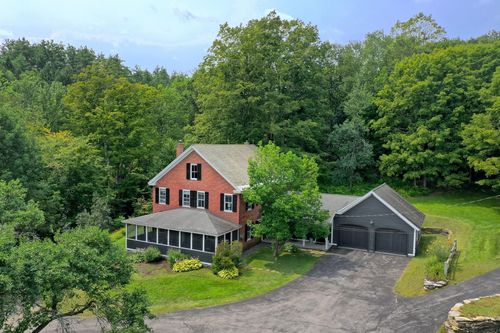 76 Goldthwaite Rd, Chester, VT, 05143-9129 | Card Image