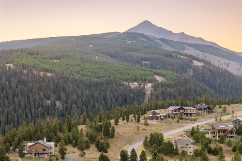525 Four Point Rd, Big Sky, MT, 59716 | Card Image
