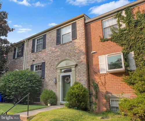 9752 Summer Park Ct, COLUMBIA, MD, 21046-1810 | Card Image