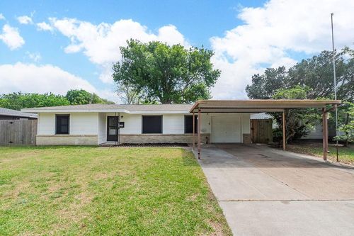525 20th Ave N, Texas City, TX, 77590-6142 | Card Image