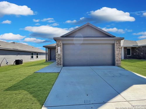 10040 Mather Way, Converse, TX, 78109-4217 | Card Image