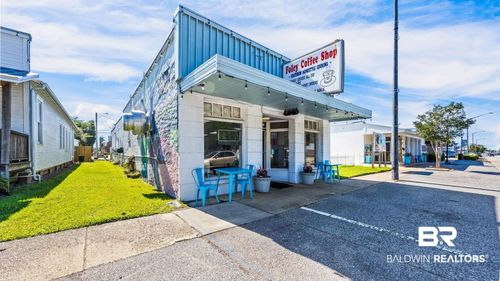 213 N Mckenzie St, Foley, AL, 36535-3533 | Card Image